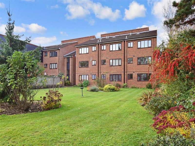 Studio For Sale In Brighton Road, Purley, Surrey, CR8 2LR