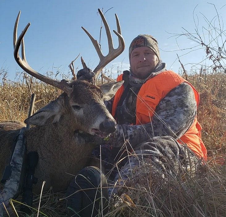 4Day Whitetail 1st Season Hunt in Iowa's Zone 5 Outguided