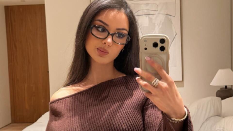 SSSniperWolf Wows Fans in OffShoulder Top NewsBreak