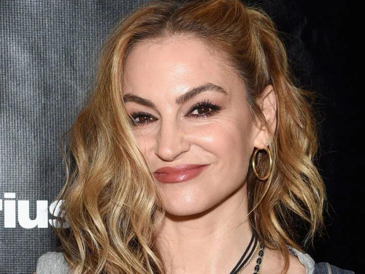 Drea de Matteo 'Sopranos' Star Poses Nude to Highlight Bizarre