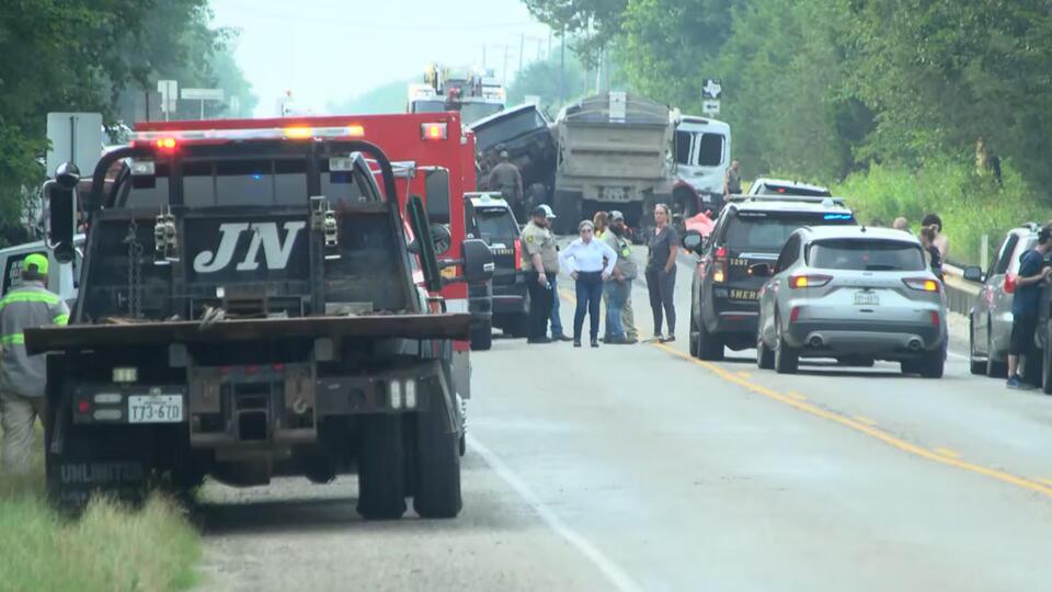 One dead in multiplecar crash in Fannin County NewsBreak