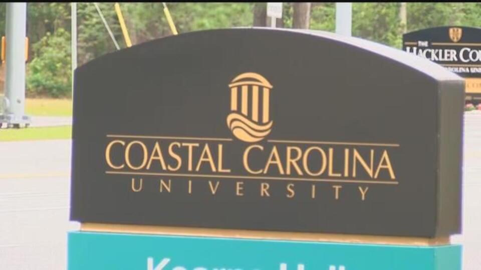 Coastal Carolina University sees recordbreaking enrollment NewsBreak(03)