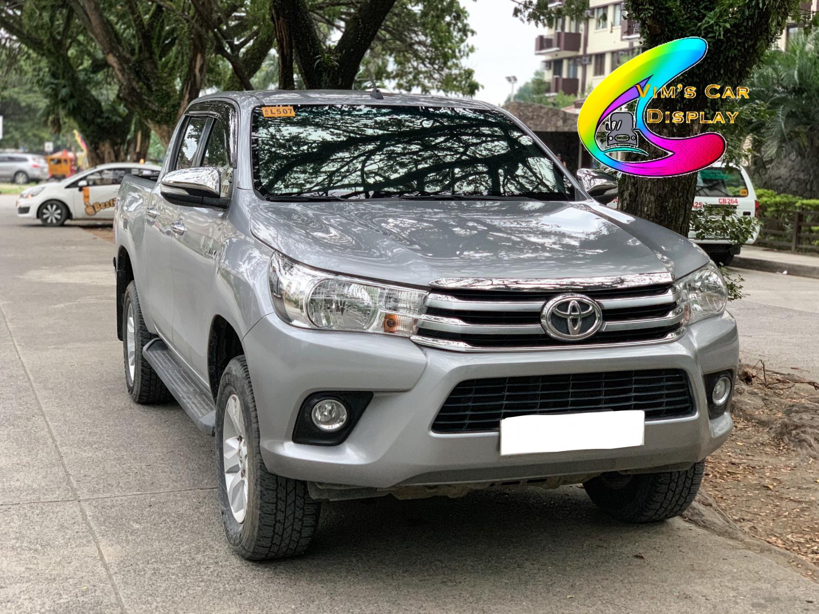 Selling Silver Toyota Hilux 2017 at 40000 km in Davao City