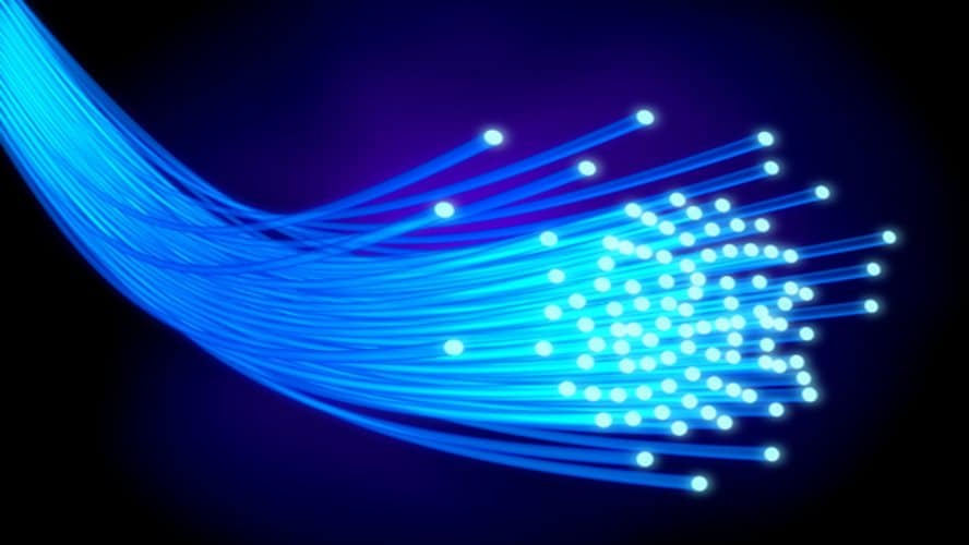 Free et Orange signent un accord inédit pour déployer la fibre optique