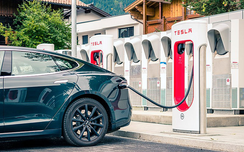 Tesla annonce le retour de la Supercharge gratuite pour les Model S et X
