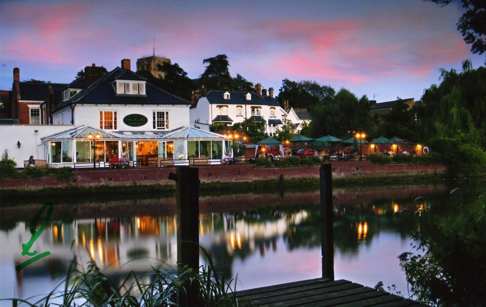 Hire Waveney House Hotel in Suffolk Poptop UK