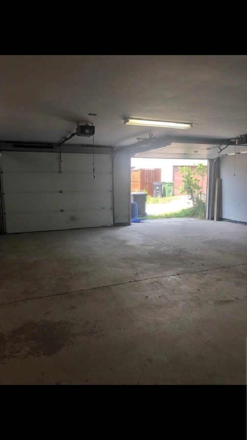 Large two door garage for rent500 DD/Parking and storage ONLY in