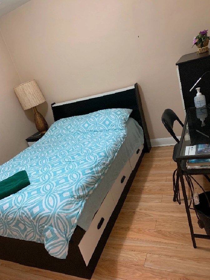 Private room for rent , shared washroom and kitchen with couple in City