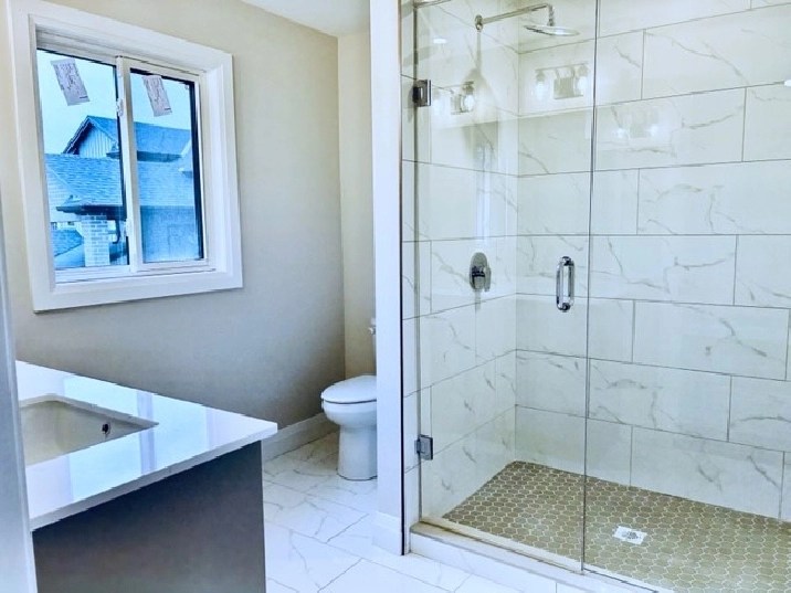 Townhomes with NO Condo fees (You own it) in Old Victoria London in