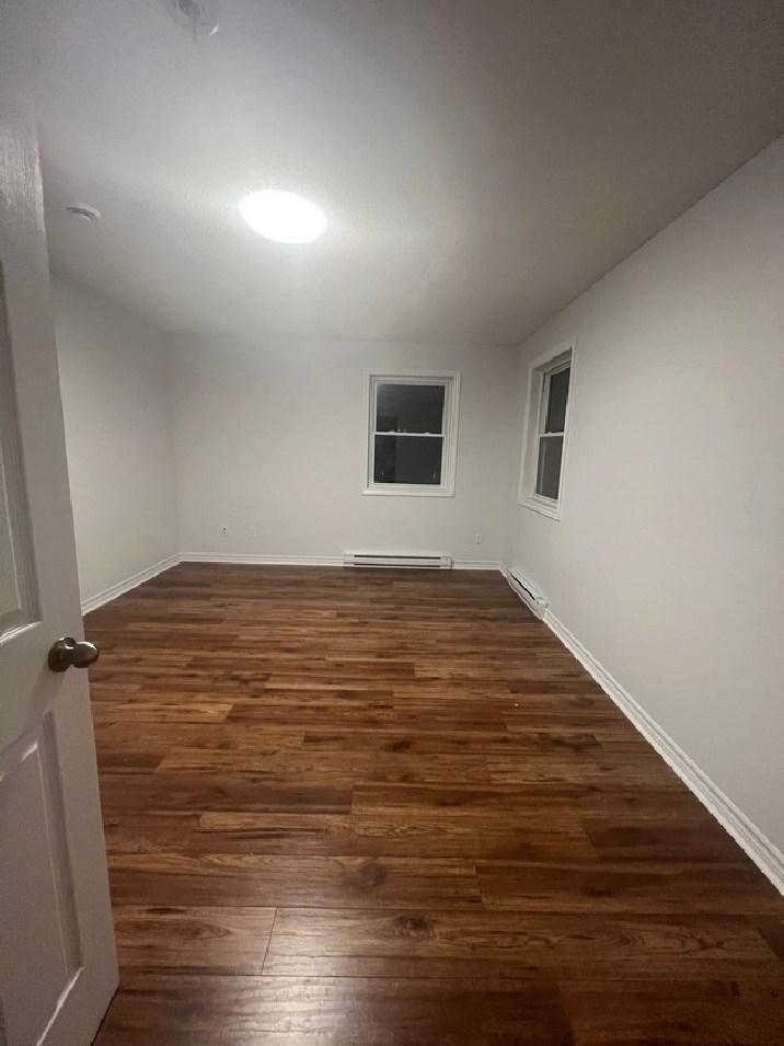 MALE STUDENTS Room for RENT OTTAWA DOWNTOWN in Ottawa,ON Apartments