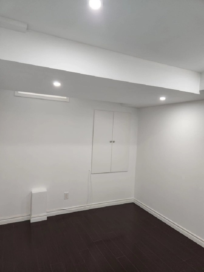Basement for rent in Mississauga / Peel Region,ON Apartments & Condos