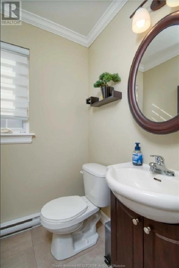 House for short term rent available in North Moncton from Dec 31 in