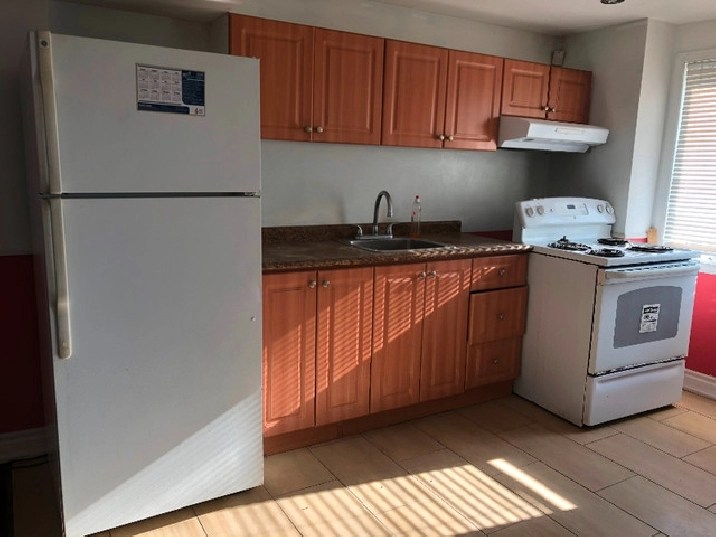 Room for rent in Scarborough 650 in City of Toronto,ON Apartments & Condos for Rent