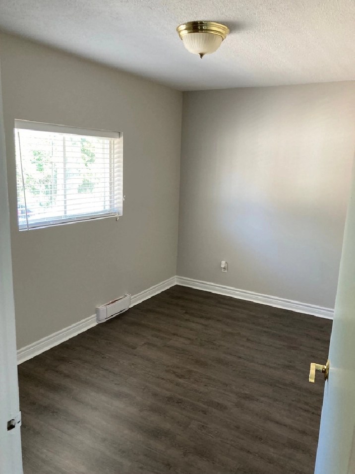 Spacious 2 Bedroom Apartment For Rent in ChathamKent,ON Apartments