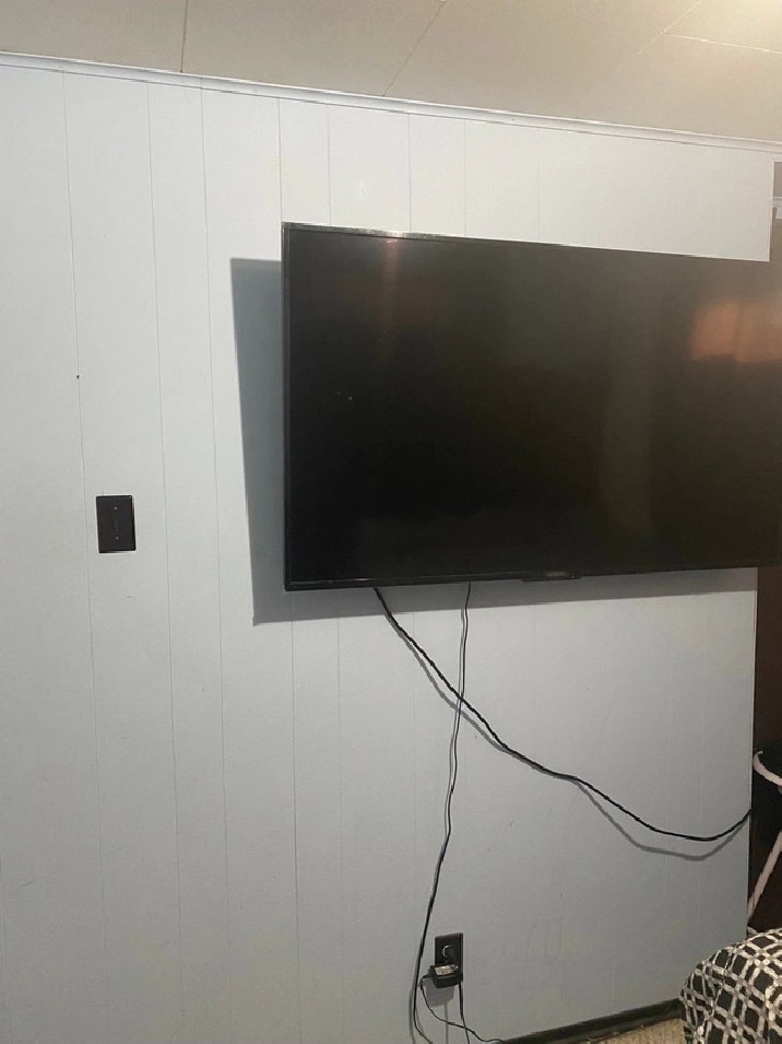 All inclusive rm in Capilano area close to Sherwood park 700/mo in