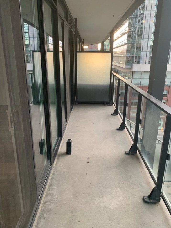 Freshly painted 1 Den Condo Suite for Rent in Toronto in City of Toronto,ON Apartments