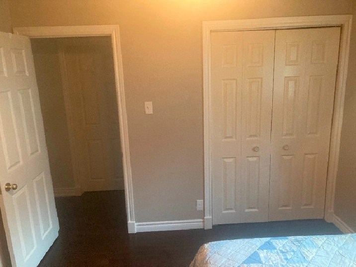 Beautiful large Clean Room for rent Jan 2024 near Kingstec NSCC in