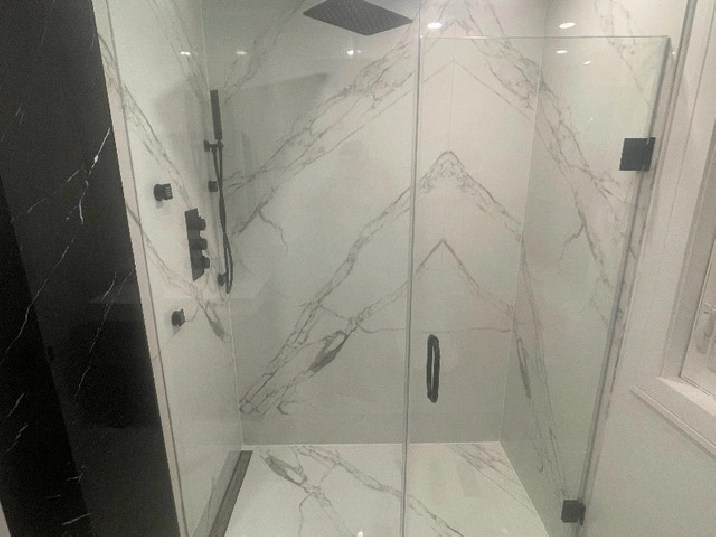 Exclusive Raised Bungalow Duplex Bayview Woods Ravine in City of