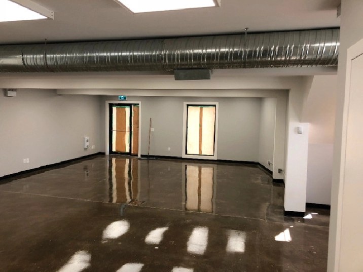 INGLEWOOD RETAIL SPACE FOR LEASE 3500 in Calgary,AB Commercial