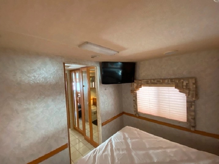 The Ultimate Tiny Home in Norfolk County,ON Houses for Sale