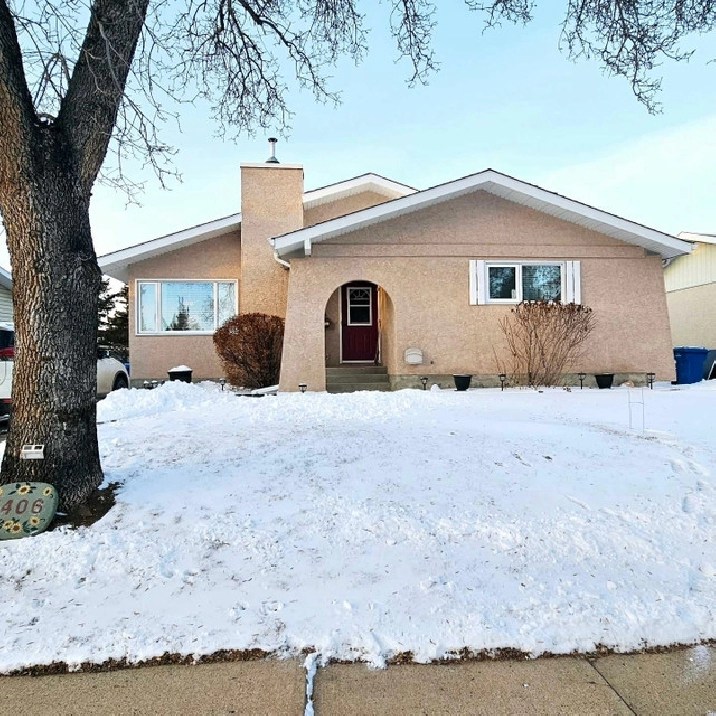 1406 Coster Road in Prince Albert,SK Houses for Sale