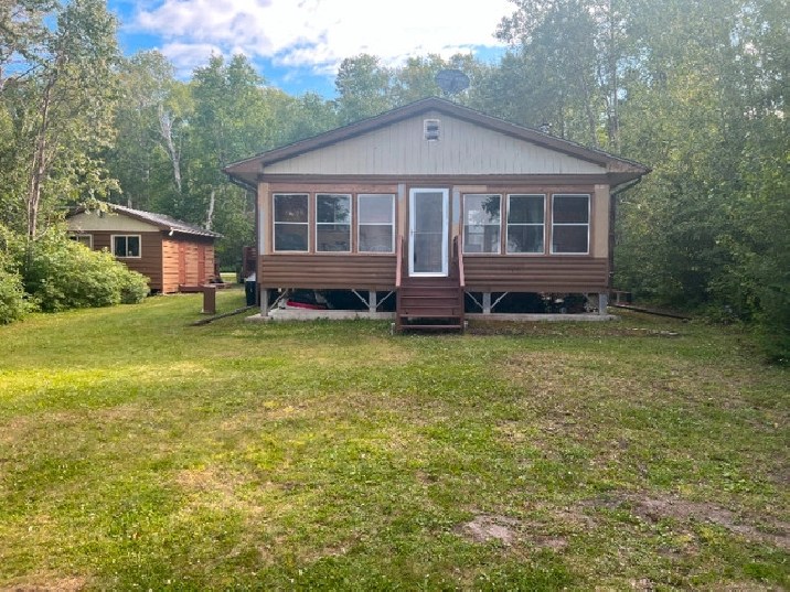 waterfront cottage manitoba in Winnipeg,MB Houses for Sale