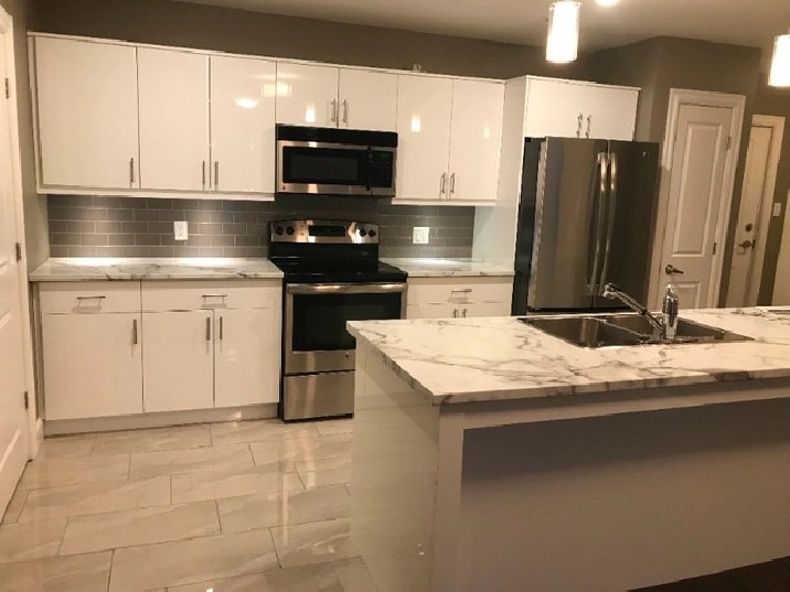 827 Regent St, Large 2 bedrooms, 2 baths, underground parking in