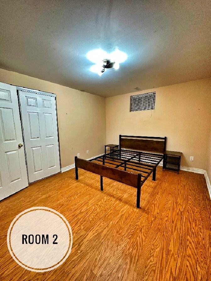 2 Bedrooms basement apartment in Barrie,ON Apartments & Condos for Rent