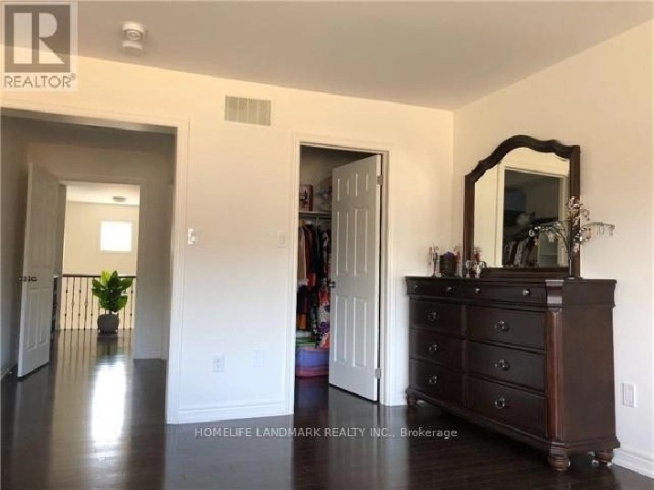 4br 4wr Luxury 3200sf house for lease in Barrie,ON Apartments