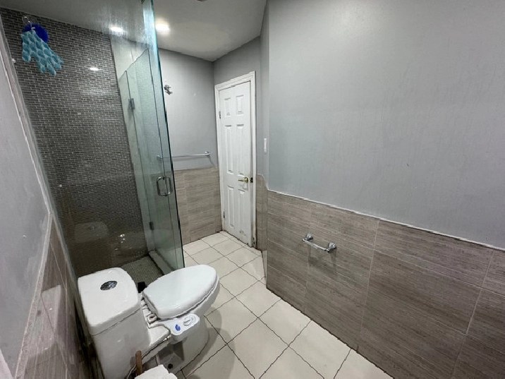 Private room for rent for a male in Mississauga / Peel Region,ON