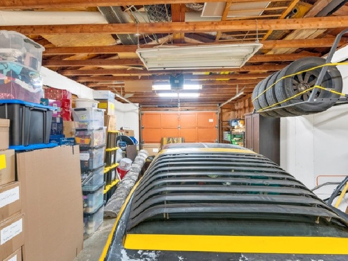 1374 Bruce329,999 in Windsor Region,ON Houses for Sale