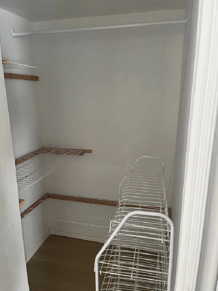 Legal basement studio apartment for rent in Kitchener / Waterloo,ON