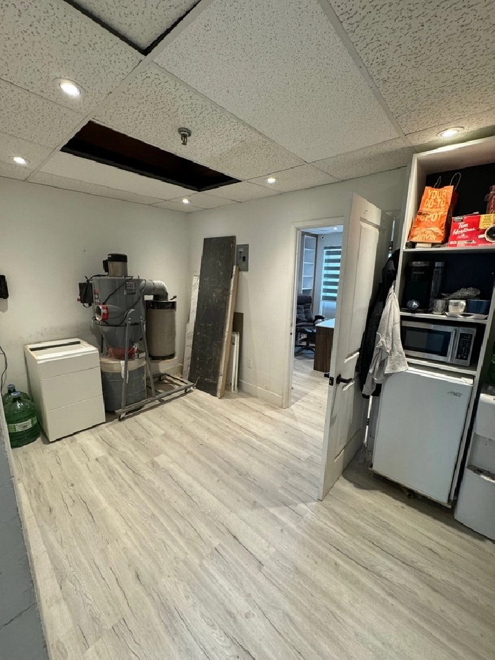 1200 sq ft unit for rent. in Mississauga / Peel Region,ON Commercial