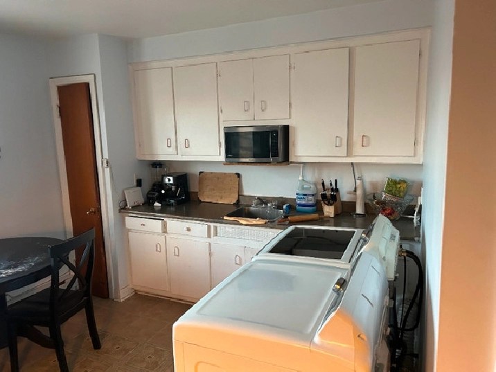 BEAU 3 ½ DISPONIBLE LE 1ER JUILLET À SINTMICHEL MONTRÉAL in City of