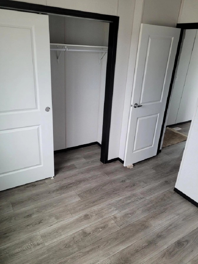 Park model modular home for sale! Great as a cabin at the lake! in