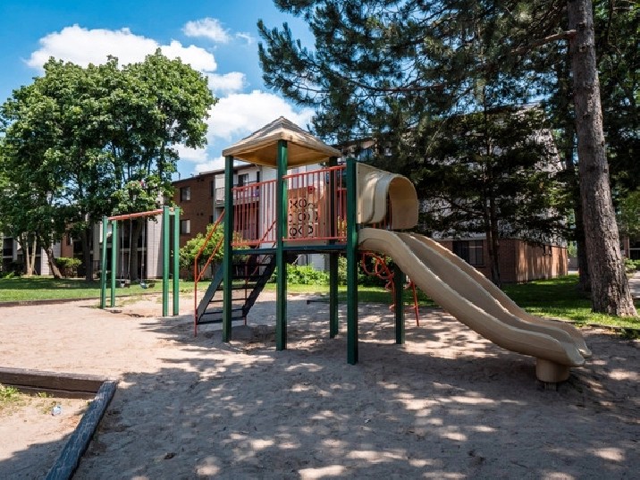 Battleford & Glen Erin Apartment for Rent in Meadowvale Missis in