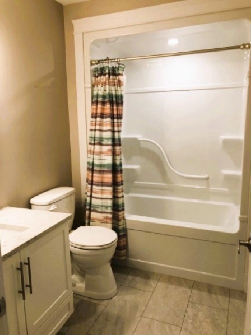 3 beds 2 baths 1.5 car garage duplex Available May 6th Cornwall in