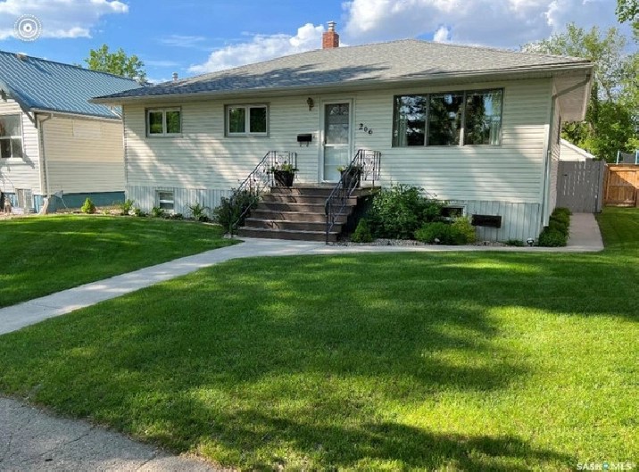 206 Macleod Ave E, Melfort in Prince Albert,SK Houses for Sale