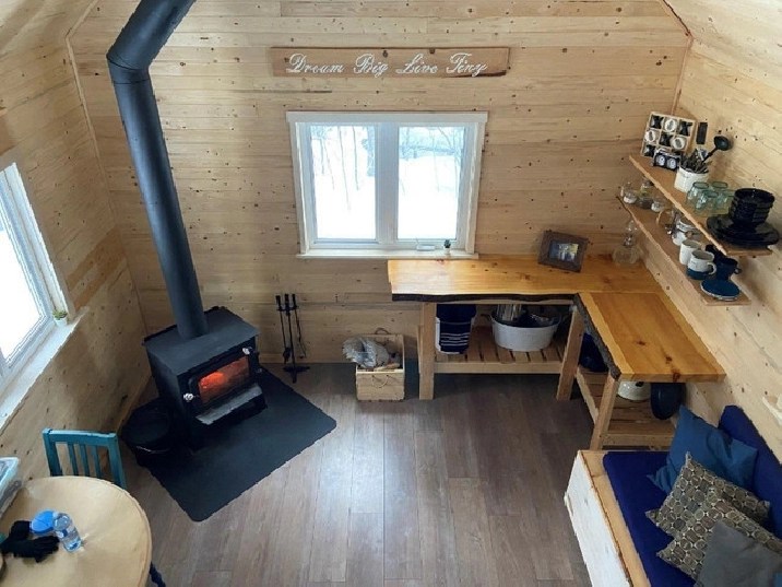 ValdesLacs(Laurentides)Terre 53 ac. droit de constr., chalet in