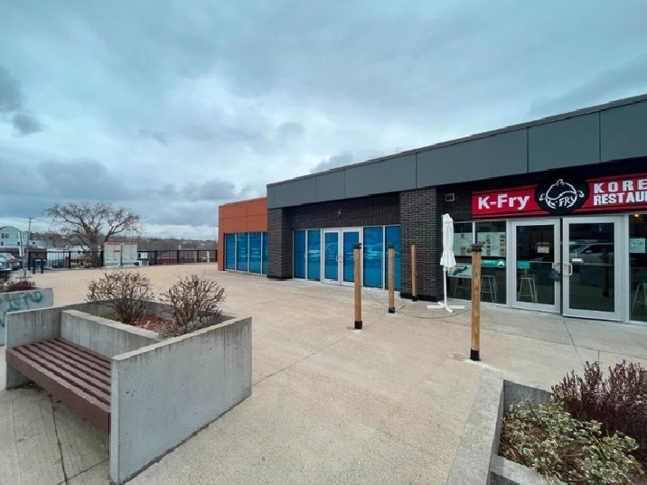 Commercial Space Restaurant/Retail Boss Plaza in City of Halifax,NS