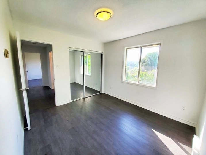 2 bedrooms Apartment for Rent 174178 Grove Street East in Barrie,ON