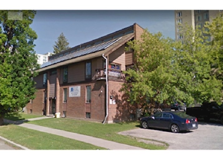 50 10 Hickory Spacious Student Bedroom Available on Hickorys in