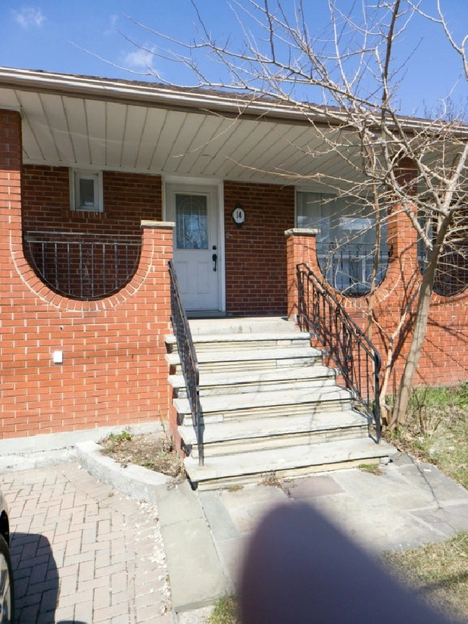 Yonge & Steeles in City of Toronto,ON Apartments & Condos for Rent