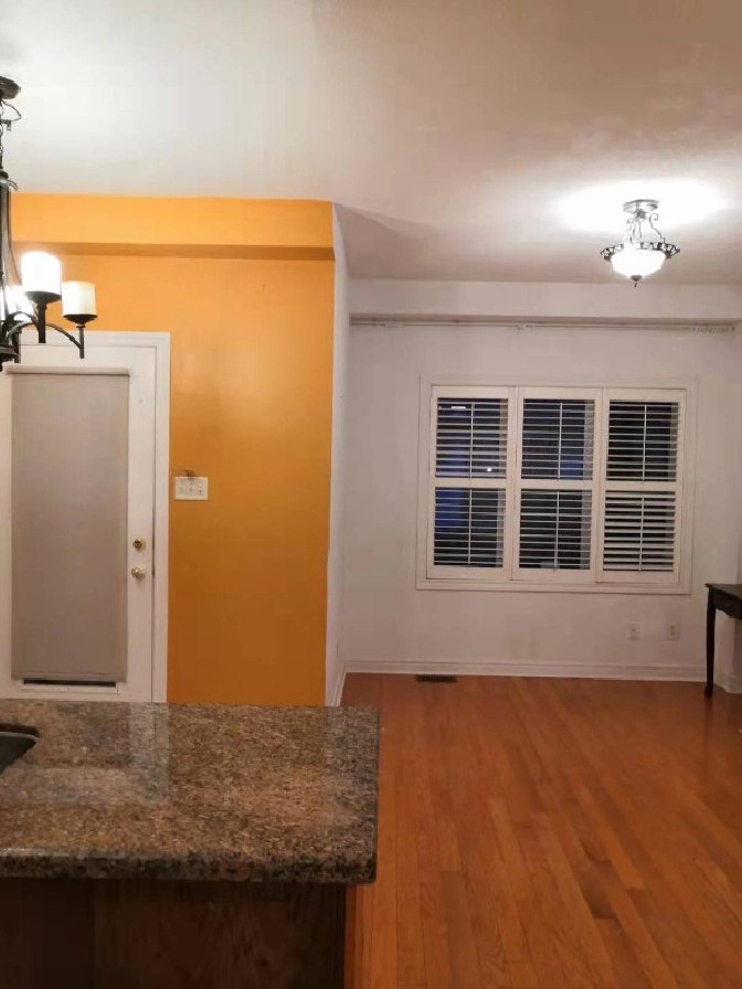 Markham cornell 3 1 bds townhouse available from Jun1st in Markham / York Region,ON Apartments