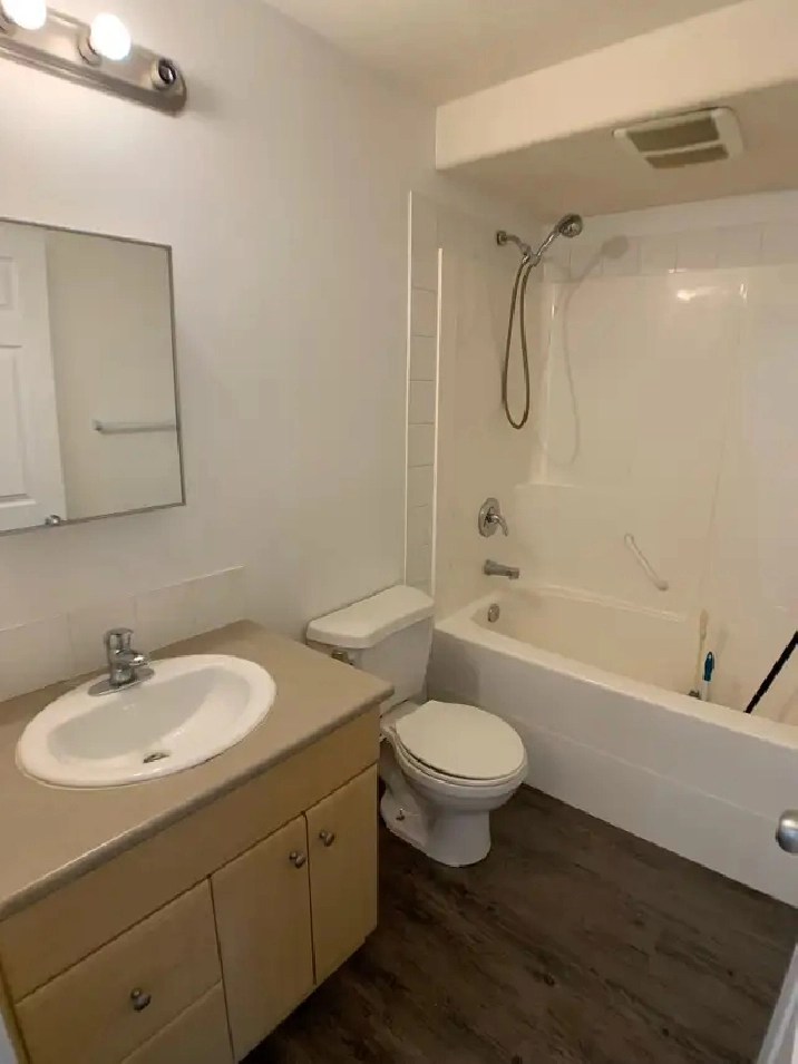 3105200 Lougheed Dr in Fort McMurray,AB Apartments & Condos for Rent