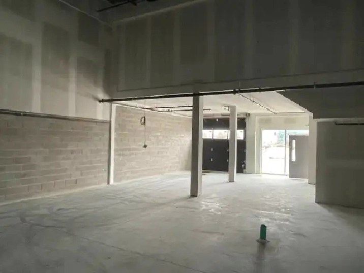 Commercial Condo Units (Flexible Zoning) for Lease in Guelph in Guelph