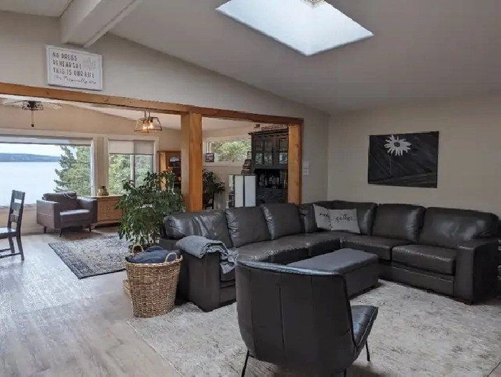 House For Sale Tchesinkut Lake in Burns Lake,BC Houses for Sale