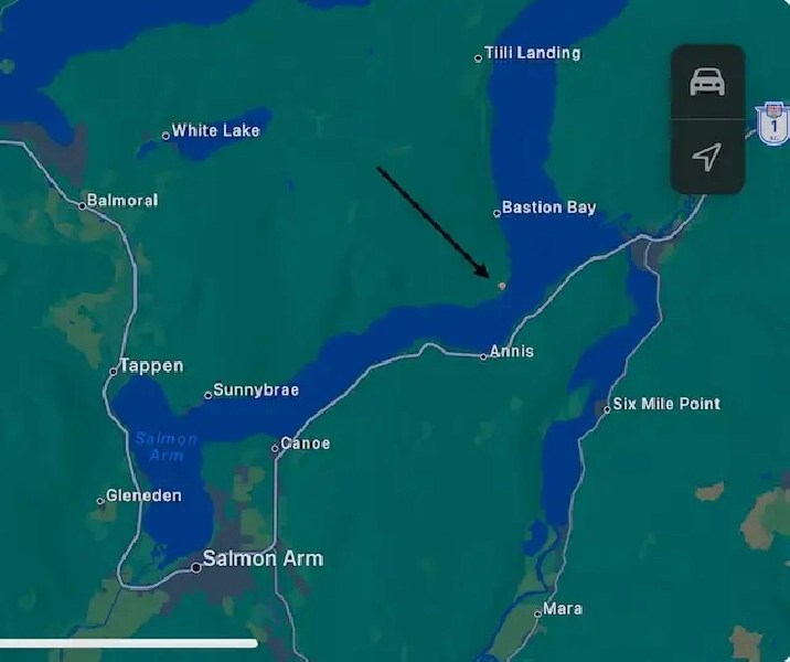 Seasonal Lakeside Shuswap Cottage in Kamloops,BC Houses for Sale