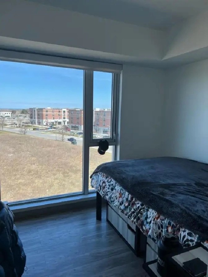 Private room w/ private bathroom for rent near Brock in St. Catharines