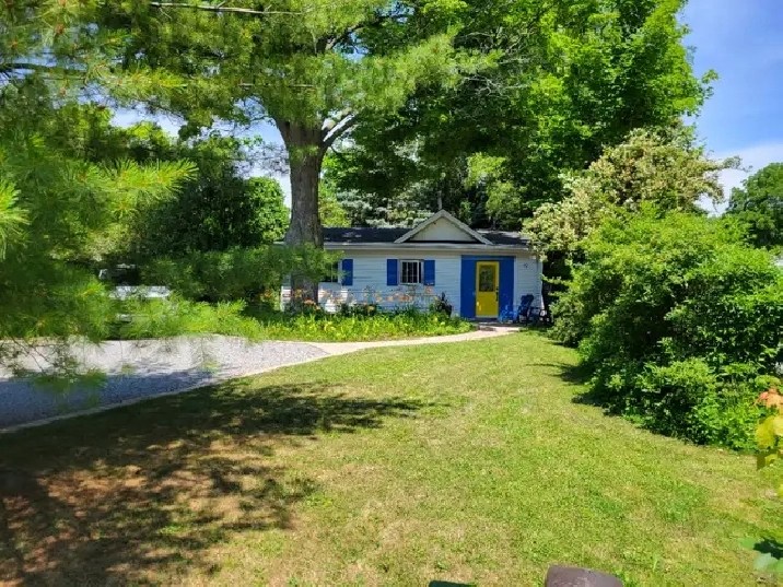 BEAUTIFUL HOUSE NIAGARA ON THE LAKE in St. Catharines,ON Houses for